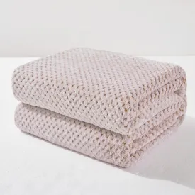 Exclusivo Mezcla Fleece Throw Blanket Extra Large, Super Soft and Warm Blankets for Couch, Sofa and Bed Waffle Textured, Cozy, Fuzzy and Lightweight (Mixed Camel, 50x70 Inches)