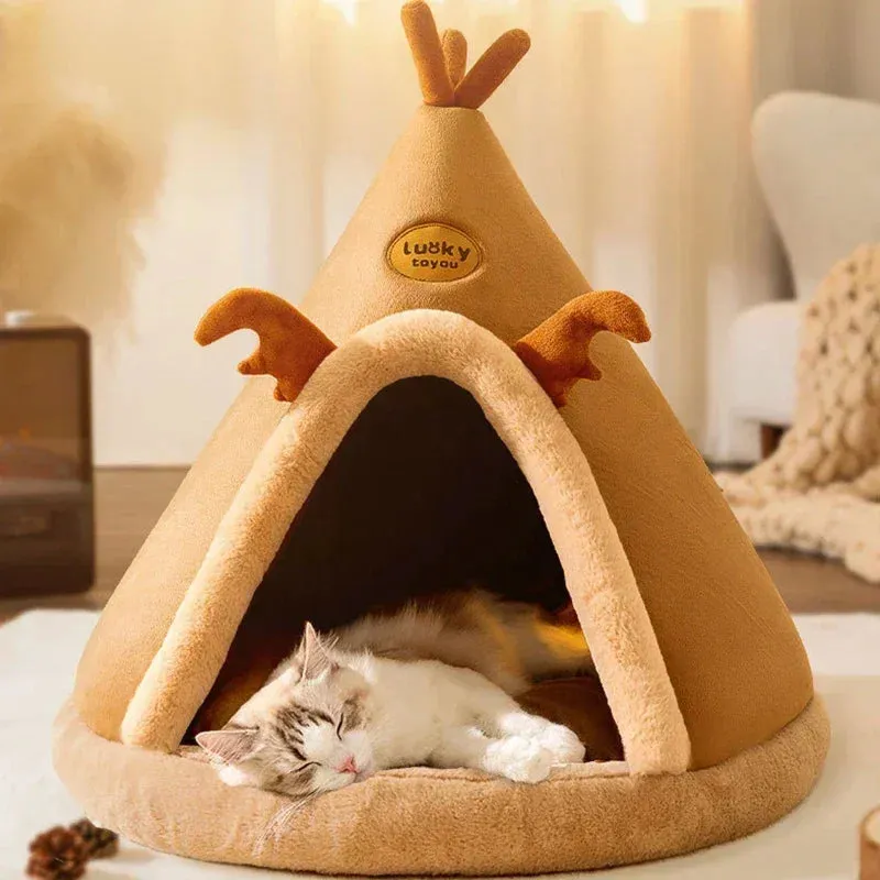 Warm Christmas Tents Pet Bed